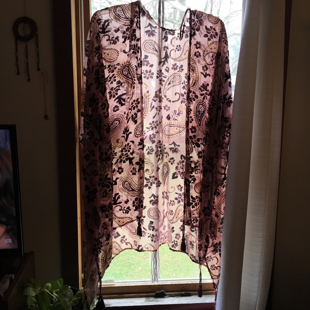 Beautiful Paisley Sheer Velvet Kimono